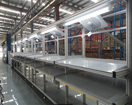 Ứng dụng bàn thao tác khung nhôm định hình trong dây chuyền SMT